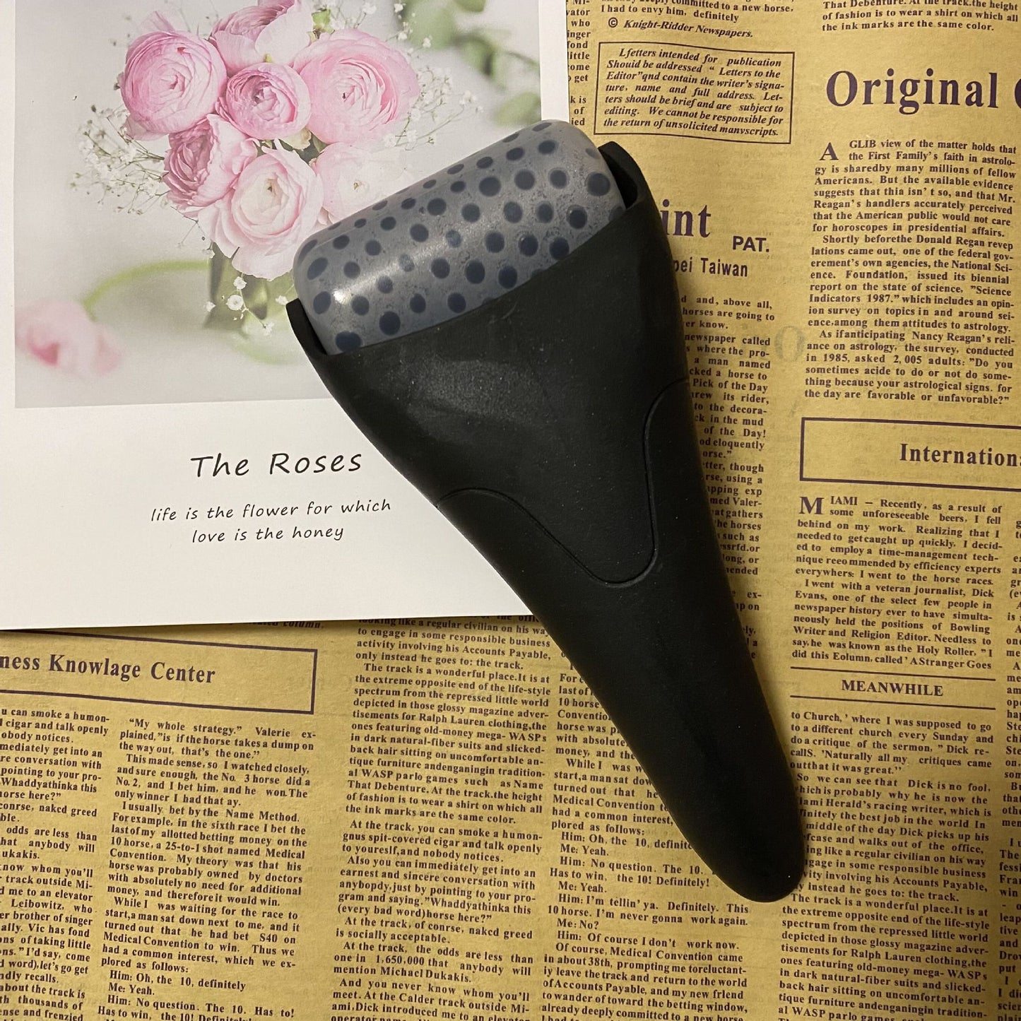 Ice Roller - Smooth Skin Face Massage Cosmetic Roller